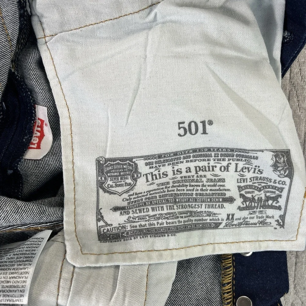 Levi's 501 New With Tags Mens (31x32) original button fly denim blue jeans pants
